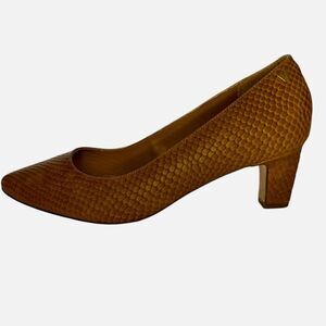 Vionic Brown Textured Heels